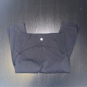 Lululemon black cropped leggings